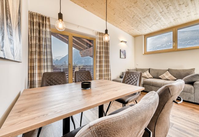 Apartment in Schruns - Alpenblick Appartements - 3-Zimmer Dachgeschoss