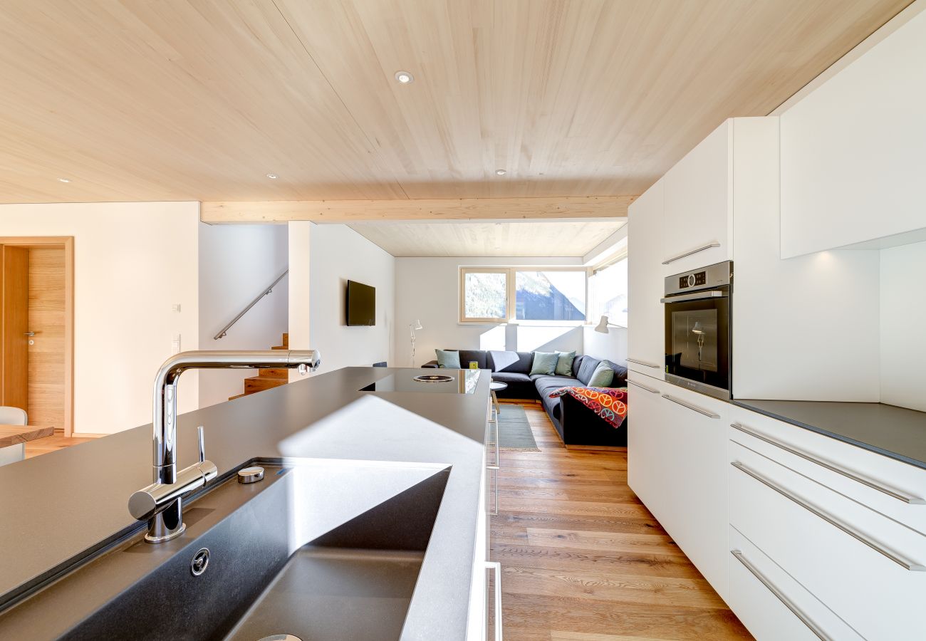 House in Brand - Hus 128