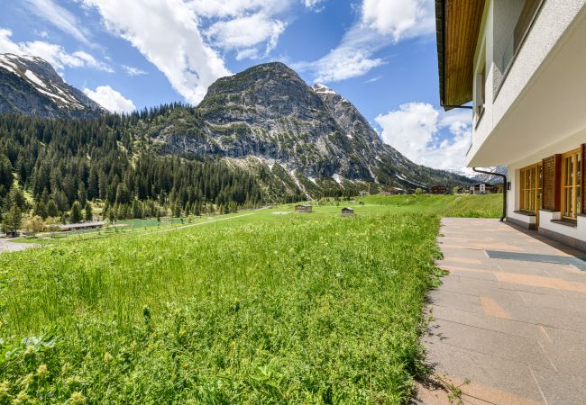 Chalet in Lech - Chalet Lilly - Luxury mit Ski in - Ski out Chalet in Lech - Chalet Lilly - Luxury mit Ski in - Ski out