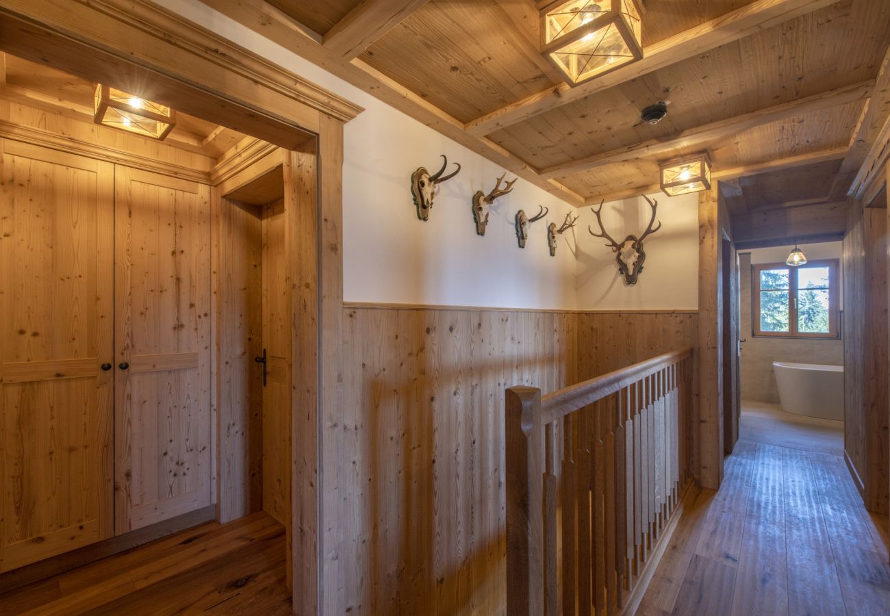 House in Tschagguns - Slopeside Mountain House with Hot Tub