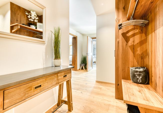 Huis in Brand - Chalet GM Huis in Brand - Chalet GM