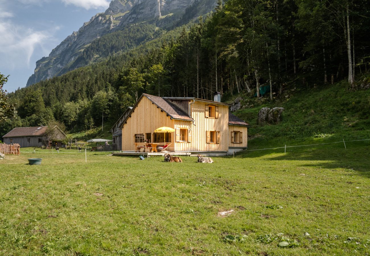 Huis in Schnepfau - Ferienhaus "Bernardas Hüsle"