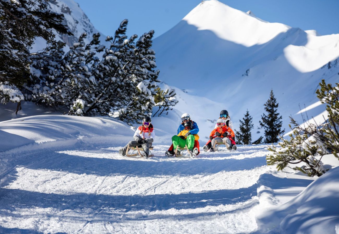 Chalet in Dalaas - Sonnenchalet Bomhuesle