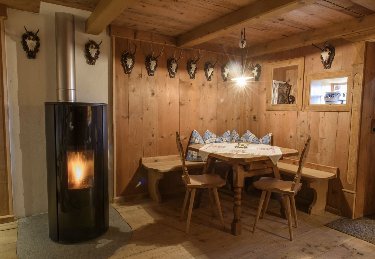 Huis in Bartholomäberg - Detached Timber Panorama Winter Mountain House