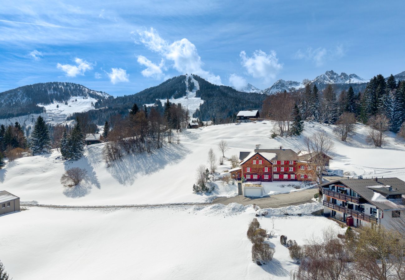 Ferienhaus in Bürserberg - Berghaus Tschengla