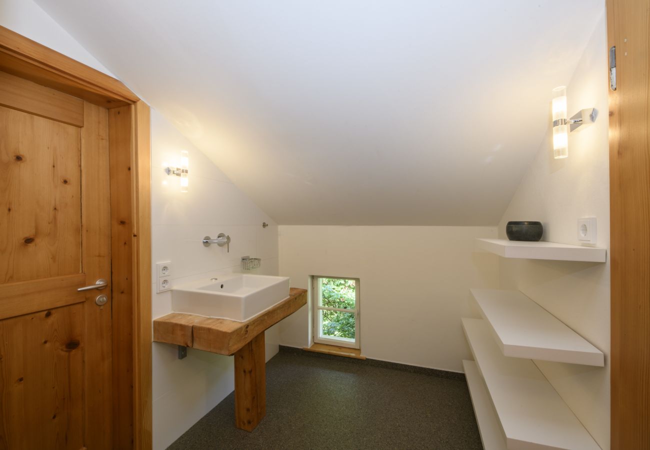Blockhütte in Schruns - Vintage Mountain House with Sauna
