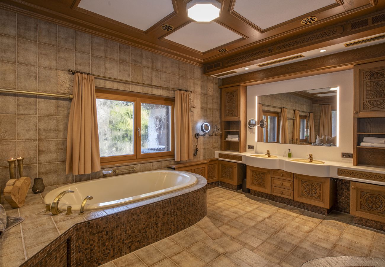Chalet in Tschagguns - Luxurious and Calm Central Hideaway