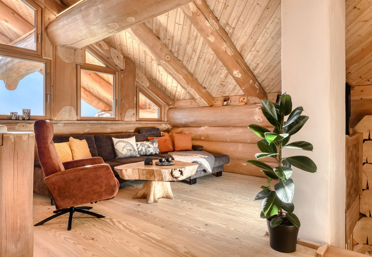 Chalet in Dalaas - Sonnenchalet Bomhuesle