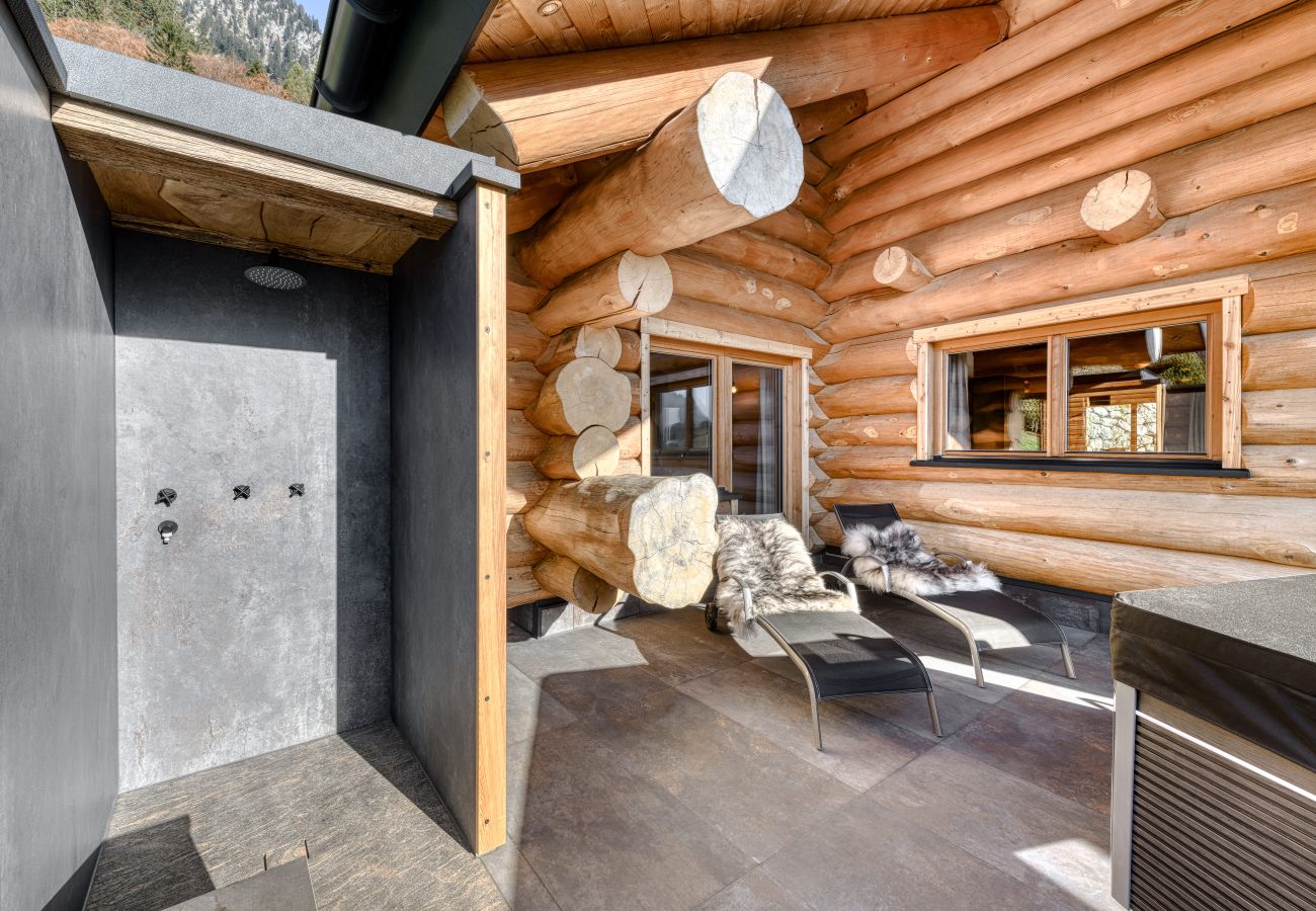 Chalet in Dalaas - Sonnenchalet Bomhuesle