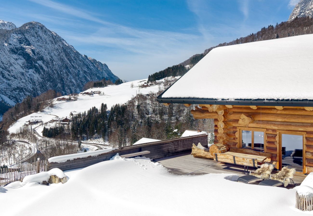 Chalet in Dalaas - Sonnenchalet Bomhuesle