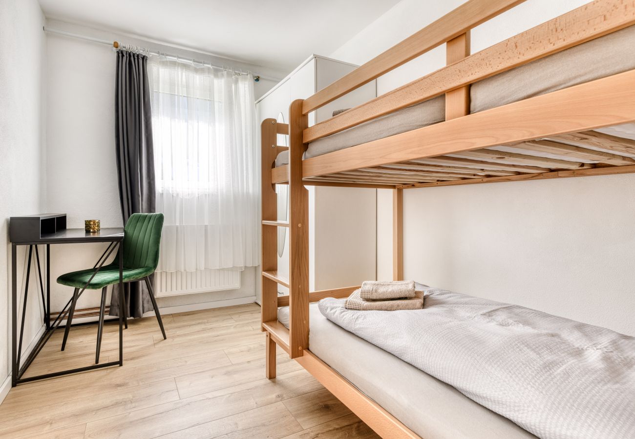 Ferienwohnung in Braz - Gartenferienwohnung Arlberg