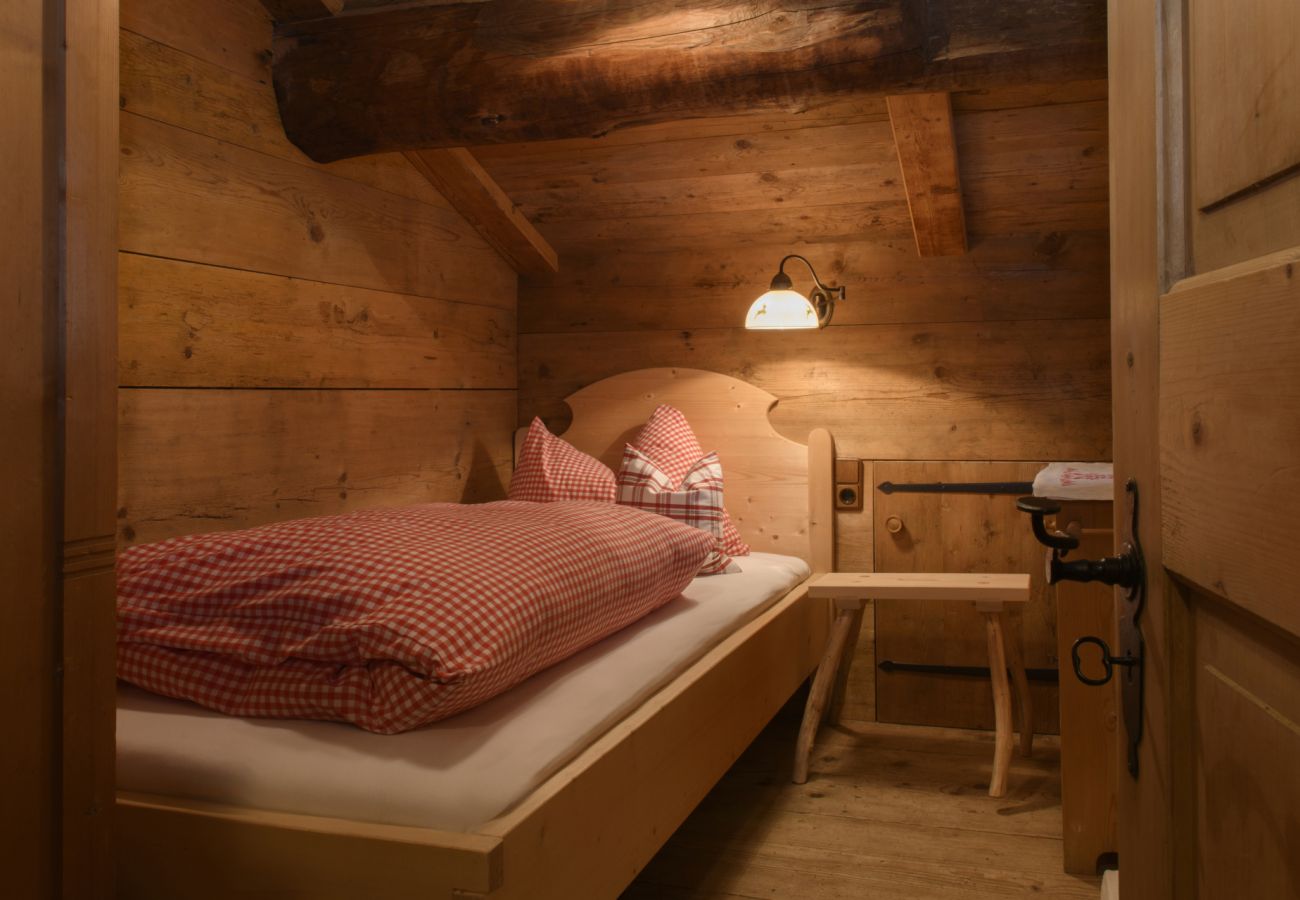 Ferienhaus in Bartholomäberg - Detached Timber Panorama Winter Mountain House